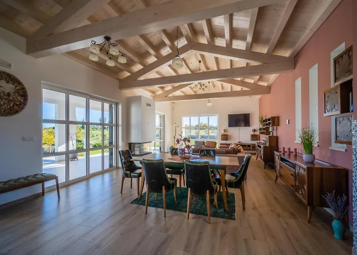 Villa In With Private Heated Pool Filipana
