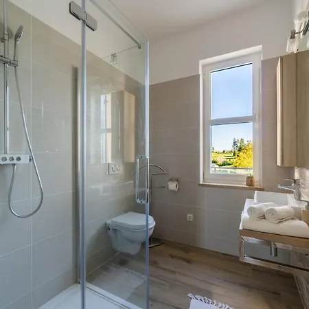 In With Private Heated Pool Villa