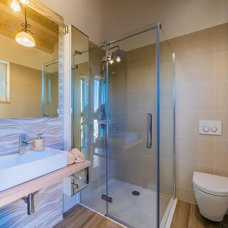 In With Private Heated Pool *